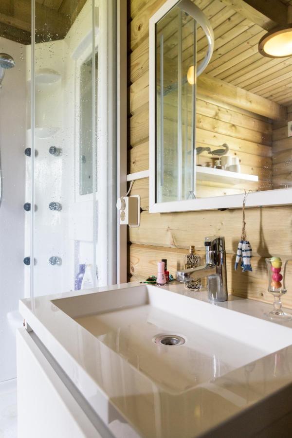 6 Persoons Vakantiehuis Met Sauna, Dichtbij Zee Синт-Анналанд Экстерьер фото